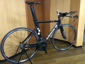 5Fトライアスロン】ARGON18 E-80 初めてのTTに！ 1台限りの赤坂スペシャル完成車！｜Y'sRoad PORTAL