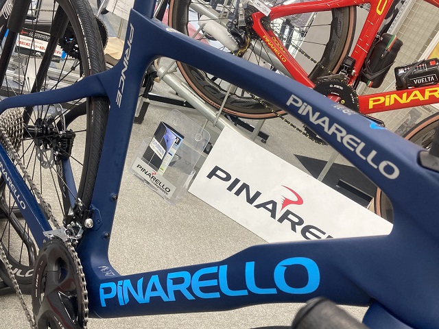 pinarello prince 2021 blue steel