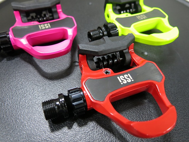issi road pedals