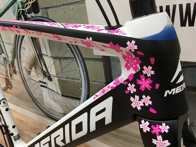 CSK ロードバイクフレーム 花柄デザイン CSK ロードバイクフレーム 花