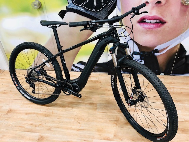 新入荷】遂に来ました！メリダのE-MTB！【電動アシスト】 | 福岡で自転車をお探しならY's Road福岡天神店