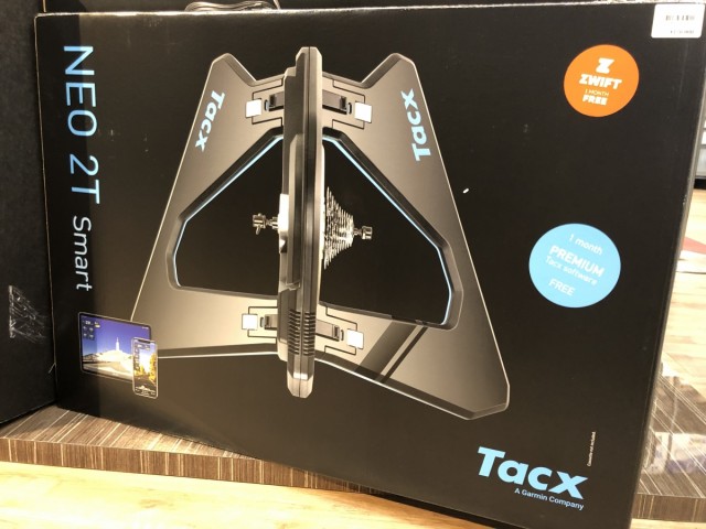 【最新スマートトレーナー】本日、TACX NEO 2T SmartとFLUX S Smartが入荷！｜Y'sRoad PORTAL