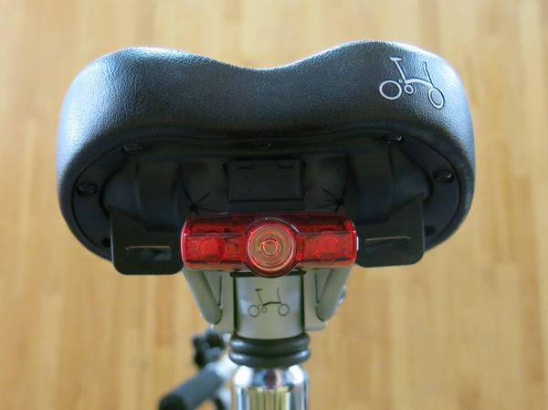 BROMPTON】フロントが専用ならリアも専用がいい！ CATEYE【RAPID MINI