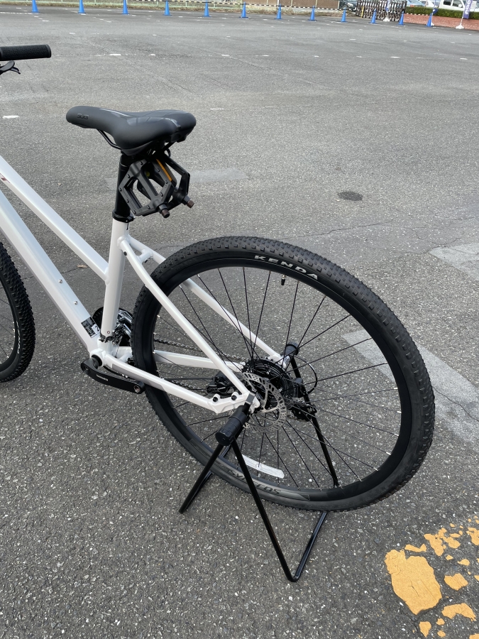 SCOTT 白 早く乗りたい】にお応え！アクティブでタフなSCOTTのクロス