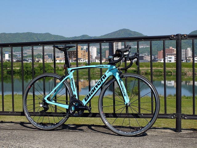 STAFF BLOG】ビアンキのフラッグシップ、OLTRE XR4に乗ってみました