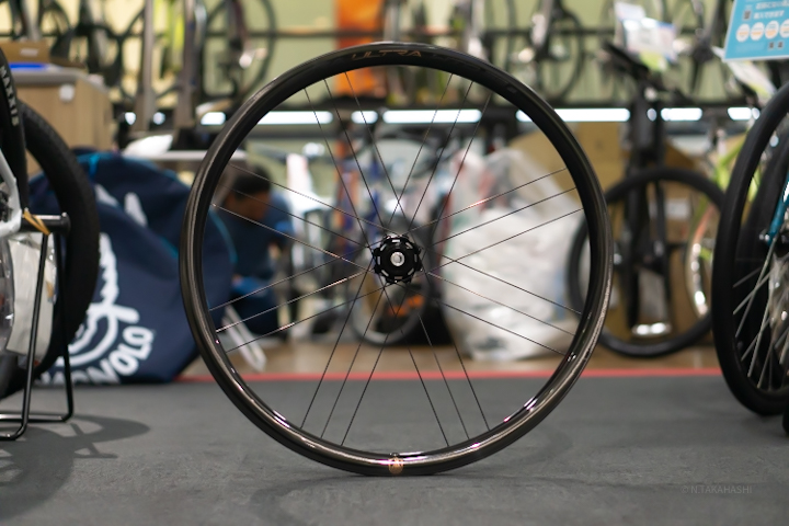 CAMPAGNOLO】あの金色の『ULTRA』ホイールがきた〜〜〜！『BORA ULTRA