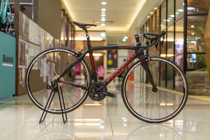 PINARELLO】リムブレーキのピナレロは希少！！RAZHA １０５入荷ですっ 