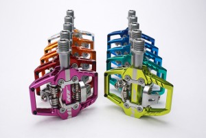 s1600_HT_T1_Clipless_Pedals