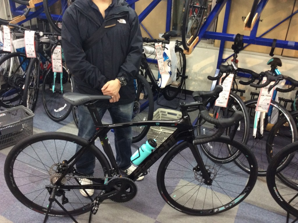 bianchi disk road bike