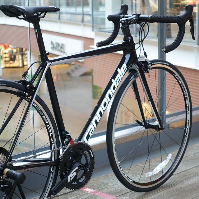 アウトレット】型落ち特価！プロアマ問わず愛された名機CANNONDALE 