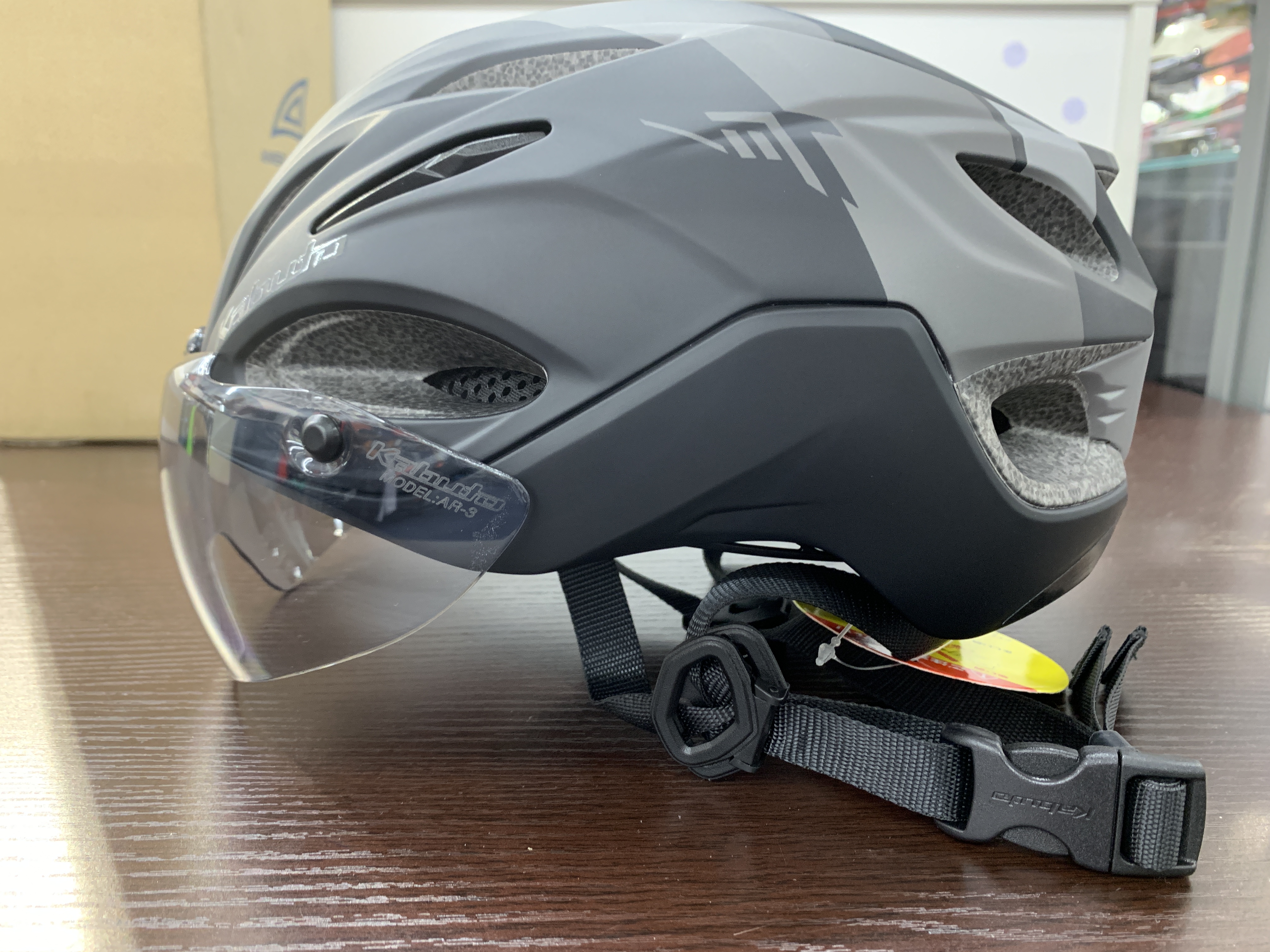 OGK Kabuto】緊急！話題沸騰の超バーサタイルヘルメットVITT再入荷致します！！【VITT】｜Y'sRoad PORTAL