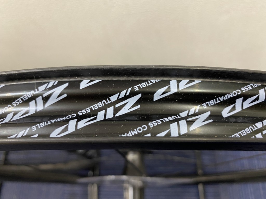 エアロと軽量を備える最強ホイール【ZIPP 303 FIRECREST】 | 川崎で