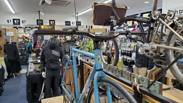 ワイズロード川崎・ピスト】CINELLIのGAZZETTAはハンドルを変えてもカッコイイ！ | 川崎で自転車をお探しならY's Road 川崎店