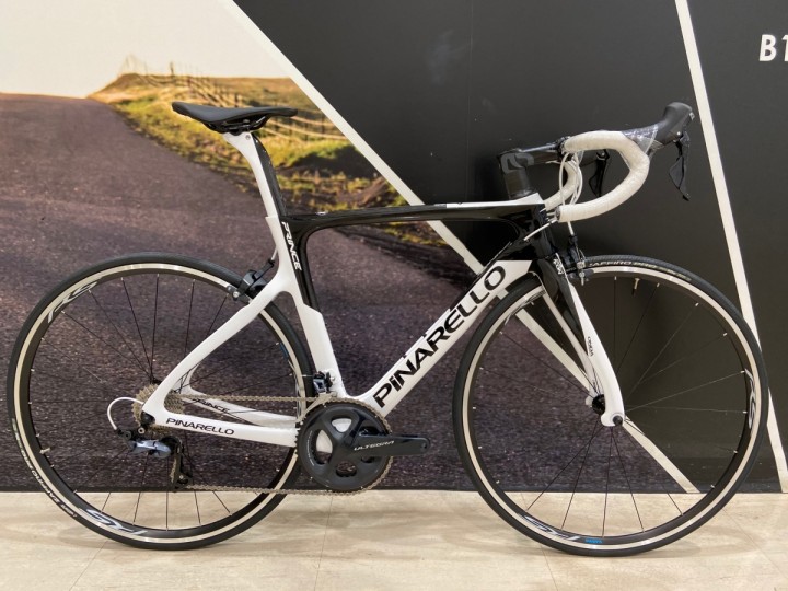 Pinarello ツヤツヤ白黒フレームがカッコイイ ピナレロの 王子様 神戸店にアリ 今ならちょっとイイコトあるかも Y S Road 神戸店