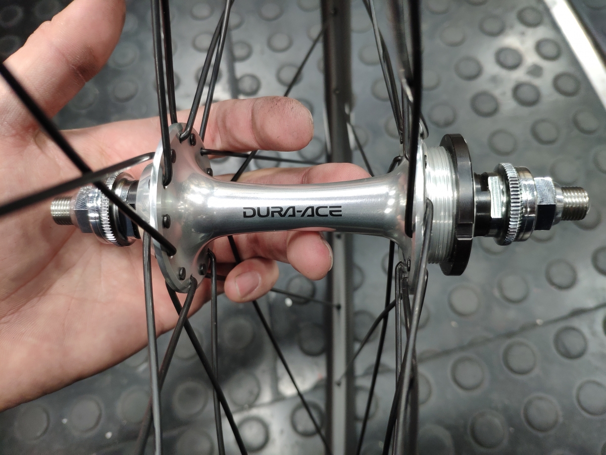 DURA-ACE】実は選択肢が少ない、固定ギヤのホイールに手組ホイールって