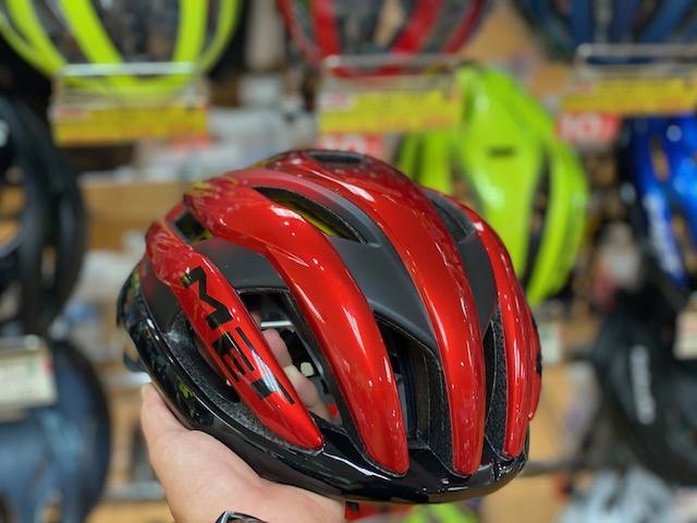 MET】トップクラスの快適性と安全性を兼ね備えるGOODなヘルメットをご