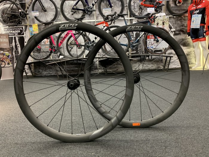 ZIPP】入荷いたしました！ 『303 FIRECREST』 | 東海地区で自転車をお