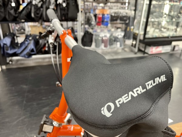 PEARL iZUMi R17 ハンドルカバー