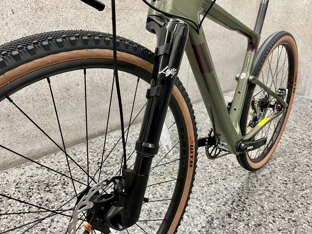 CANNONDALE】唯一無二の異端なロードバイク！？TOPSTONE CARBON LEFTY 