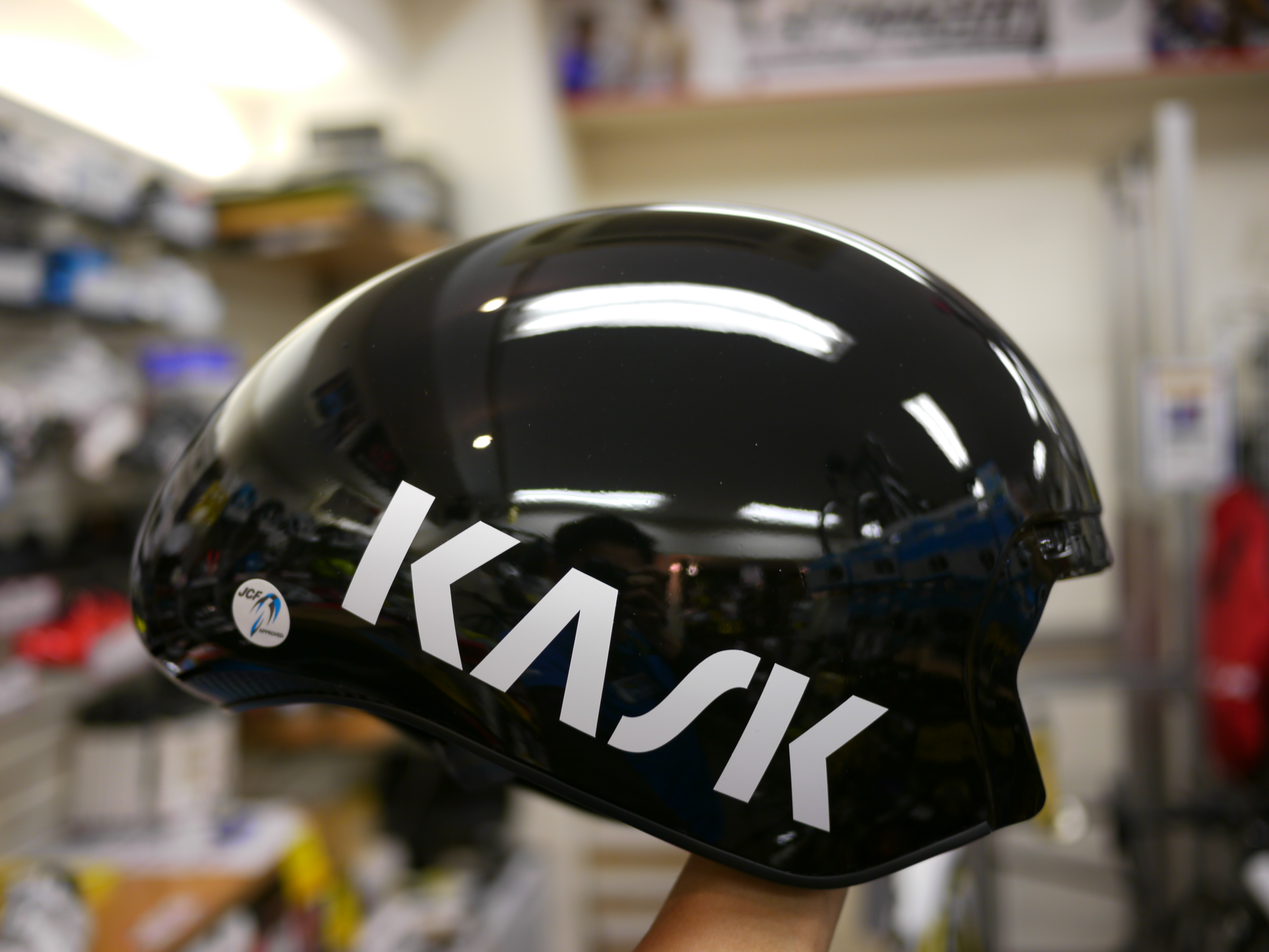 TTにいかが！？「KASK BAMBINO」入荷してます！！｜Y'sRoad PORTAL