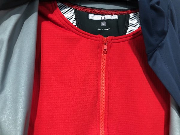 CASTELLI】厳寒期に最強のジャケット入荷しています！！ | サイクル