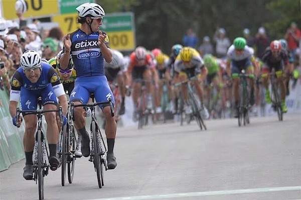 0f65e472-06b8-43b8-afc4-df6d12d11092