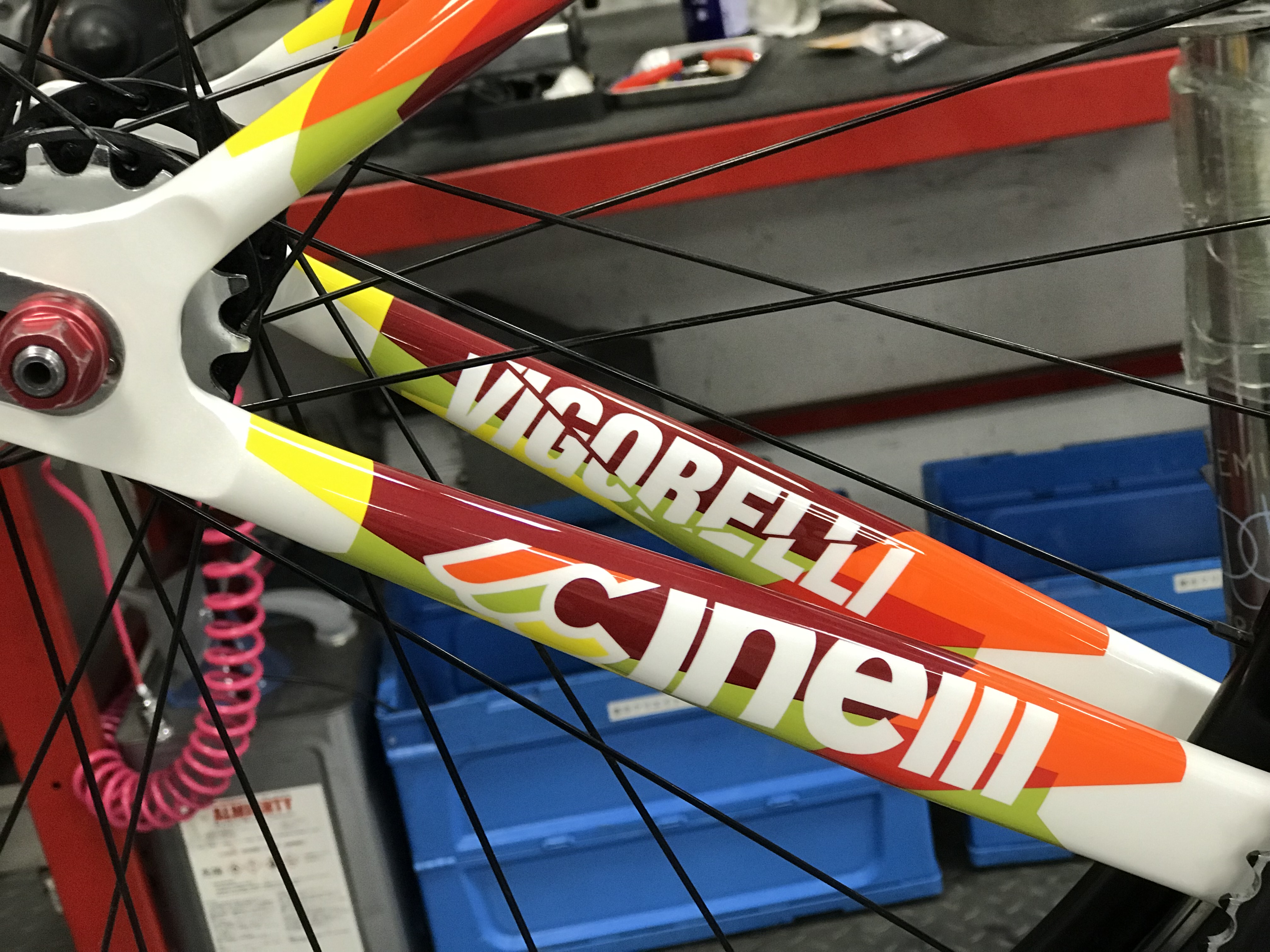 Cinelli ブルホーンハンドルバー ピスト シングルギアに是非！ 2021新