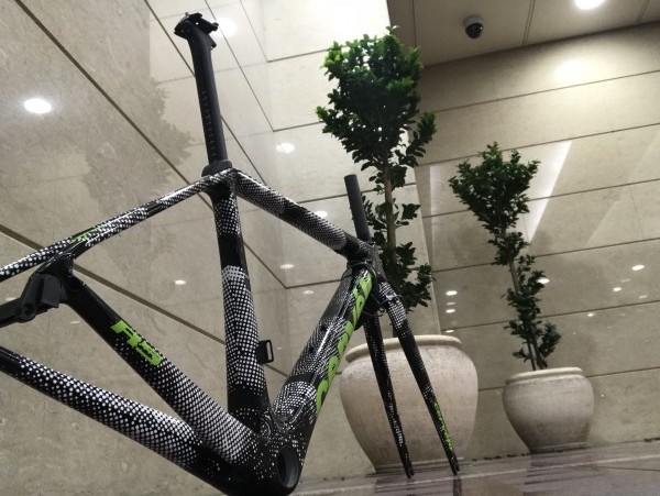 BEEF3AA8-F602-4C8C-AE08-D3A58B4E5A8A