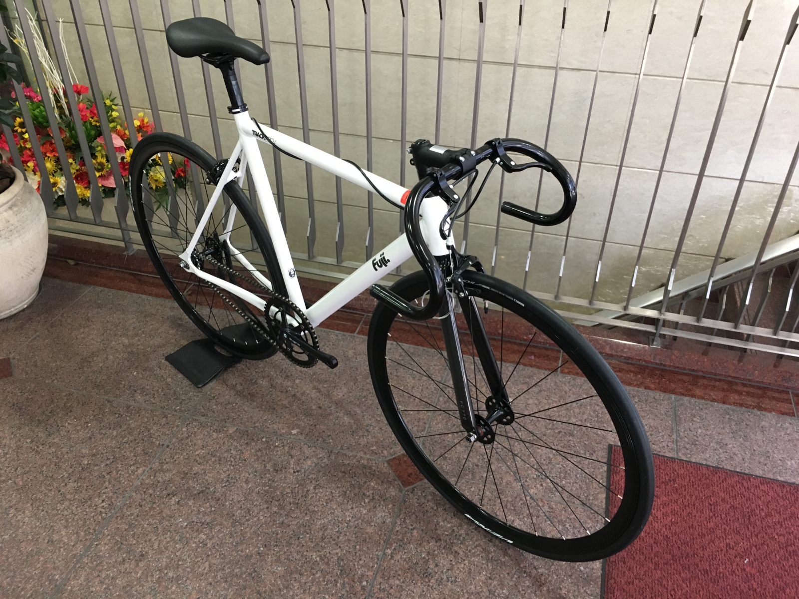 F0C9CC14-0389-40E0-B69D-1B2A90A9D6BF