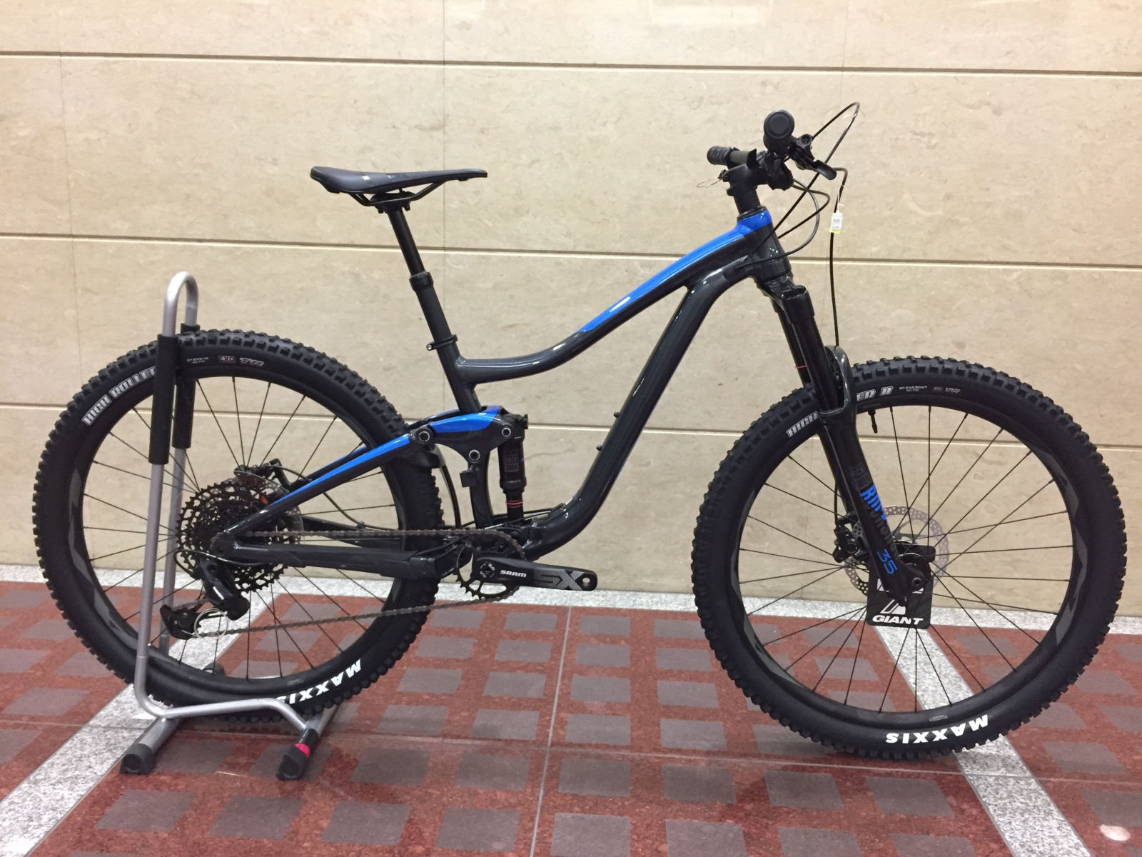 E93CBD1B-318F-4CBD-BA6E-82917CB8D101