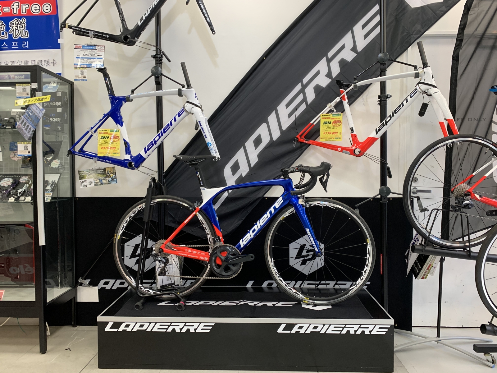 651CC49E-F5E6-401A-A0DE-E4FB910ED8CA