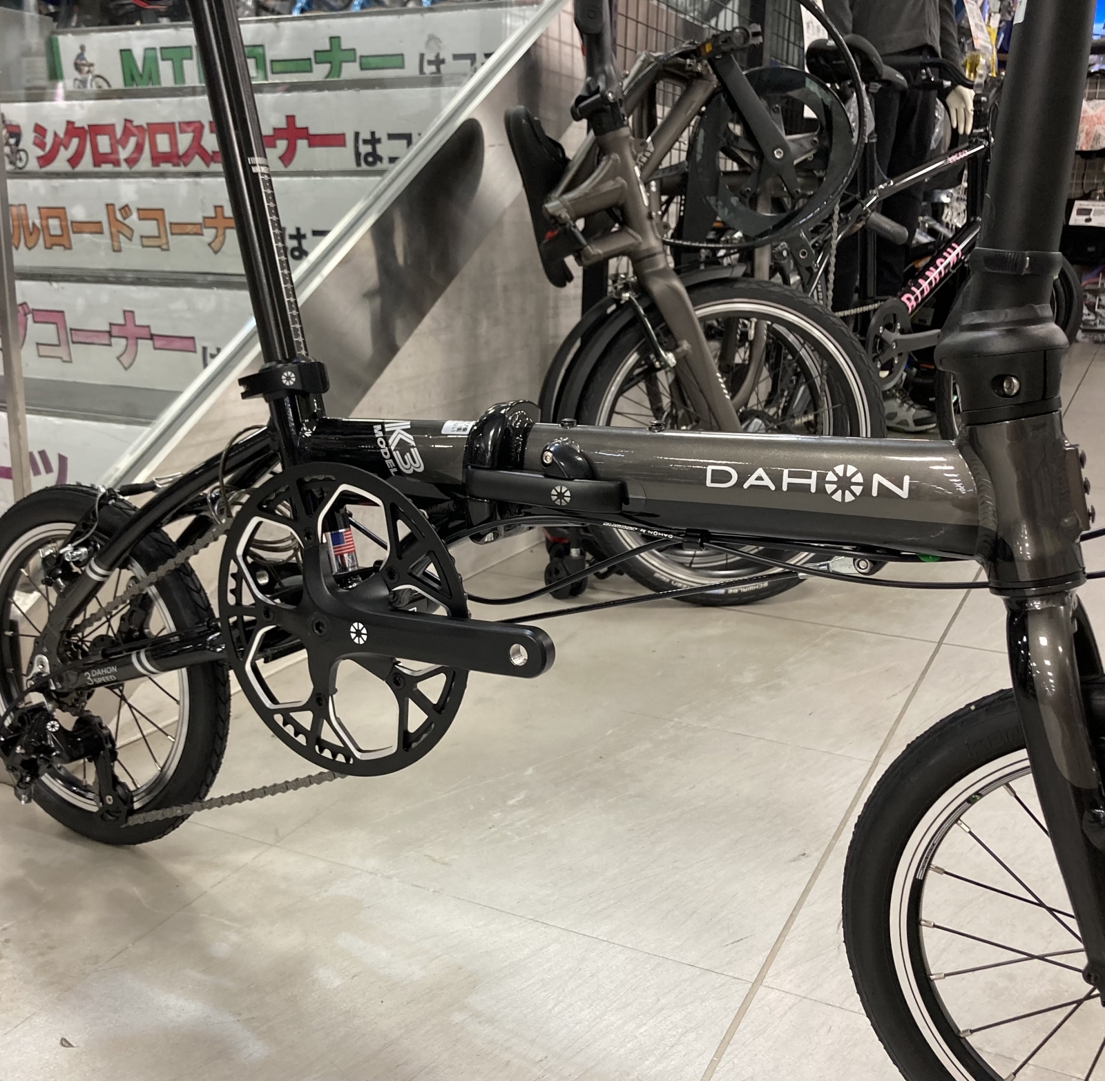 4C8E07A0-F204-4C17-9994-4D06A9526896