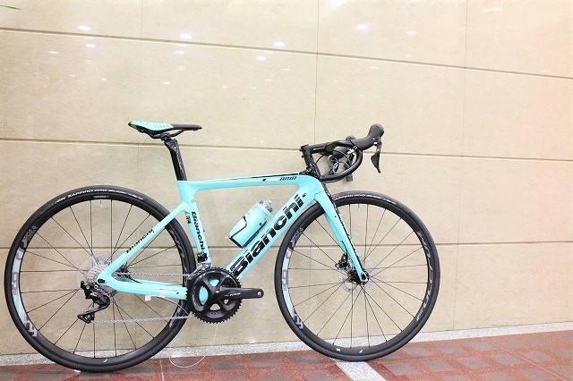 Bianchi】TTバイク「AQUILA」譲りのエアロフレーム！ARIA DISC 105