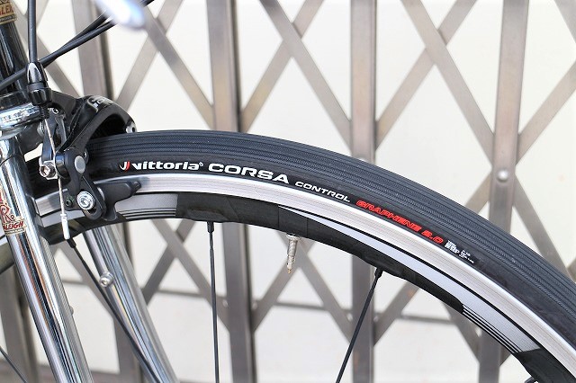 UNISEX S/M Vittoria(ヴィットリア) CORSA CONTROL CLINCHER G2.0