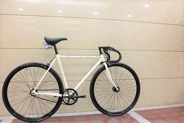 FUJI】普段使いに丁度いいシンプルなシングルスピード、フェザー