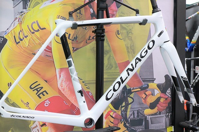 【♧コルナゴ通信】ドンブロウスキー、大雨&激坂のステージで見事な逃げ切り!! 大阪で自転車をお探しならY's Road 大阪本館