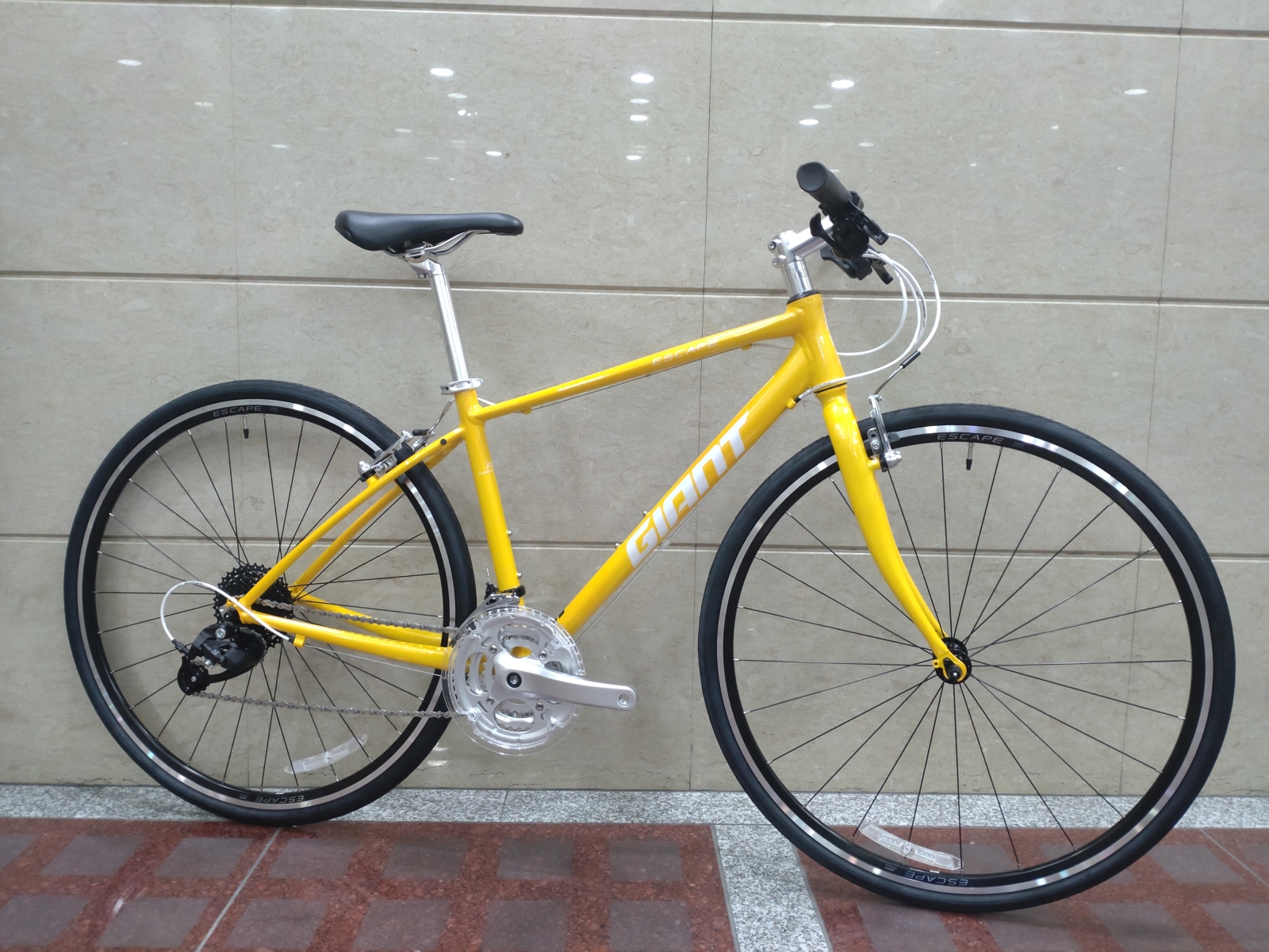 GIANT escape 3 イエロー エスケープスリー 黄色