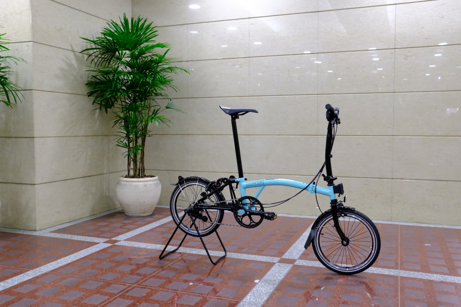 BROMPTON】C Line Explore Mid Handlebar BLACK EDITION ：Turkish Green  ラスト1台です。｜Y'sRoad PORTAL