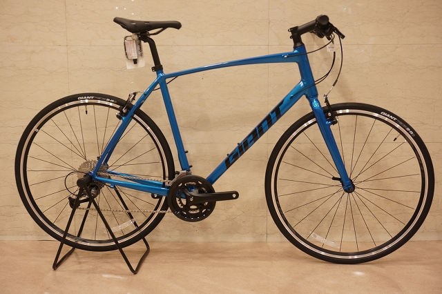 GIANT】大きいサイズのクロスバイク、あります | 新宿で自転車をお探し 