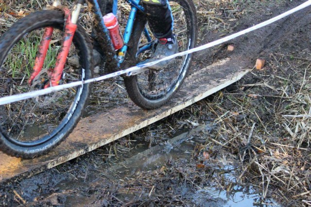 自転車を綺麗に！水有り洗車でピッカピカに仕上げる方法！ | 新宿で