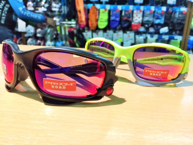 物欲SHOCK】君は！行方不明だったレーシングジャケットじゃないか！！【OAKLEY】 | サイクルウェアのことならY's Road 新宿ウェア館