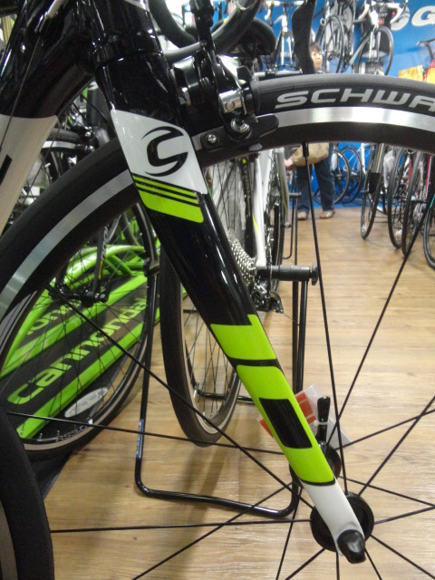 2016 cannondale】最速入荷CAAD12！！CAAD10と比較してみた。 | 新宿で