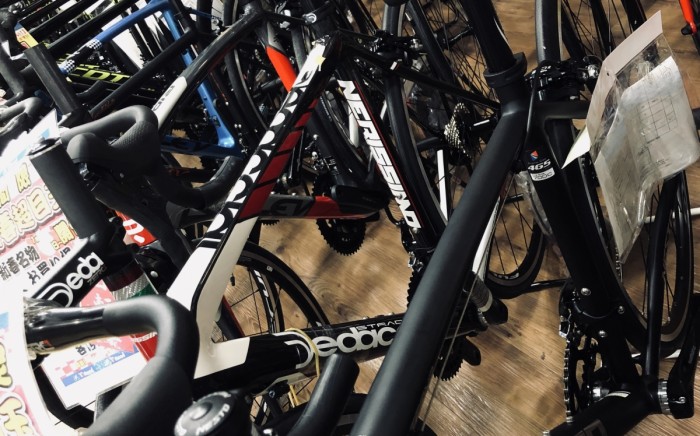 CE8582F2-BC4B-4082-9445-DB6DB18EA755