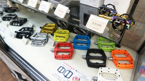 mtb_pedals_02