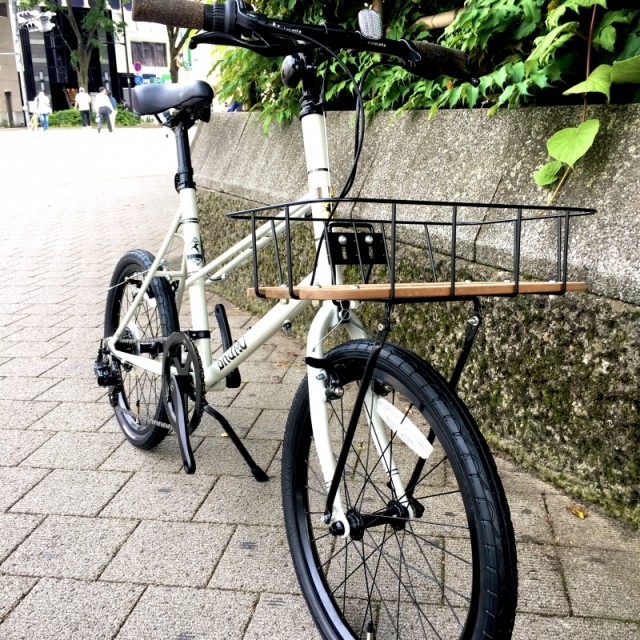 ブルーノ　ミニベロ　純正カゴ付き自転車