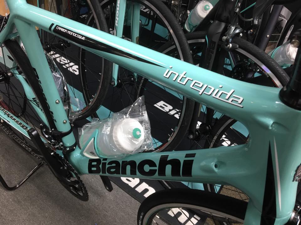 やっぱBIANCHIと言えばチェレステでしょ！！！15万3千円(税抜)で買える