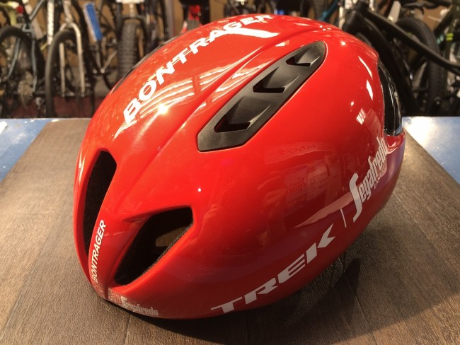 SALE ITEM】大好評、ポッキリ価格のあのヘルメットに限定一個のチーム