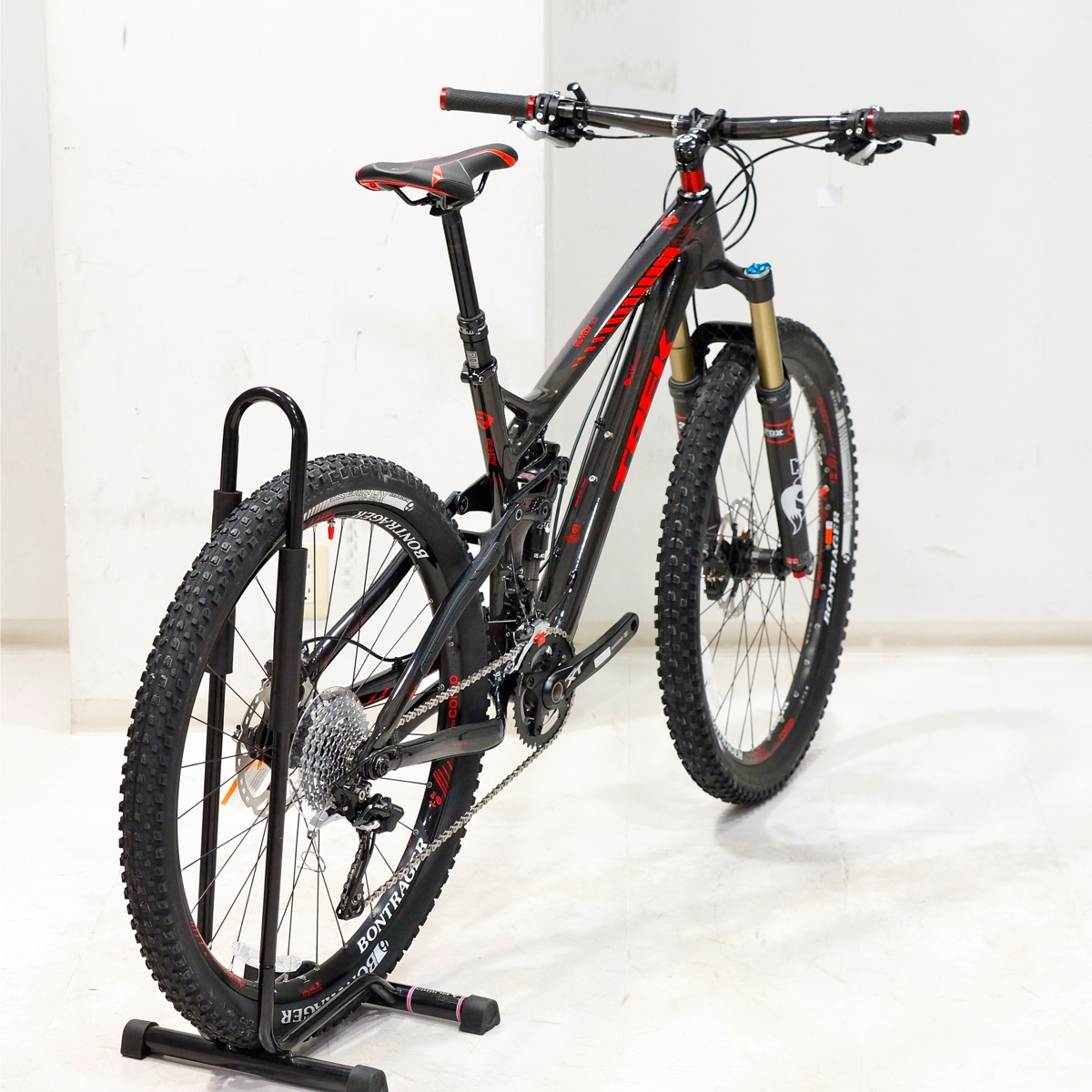 TREK特価フルサスMTB】トレイル最強のカーボンバイク！！REMEDYがお 