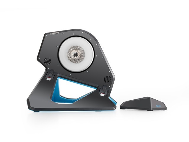 T2850_Tacx_NEO-2-Smart_Website-image_1200x900px_position-2_right