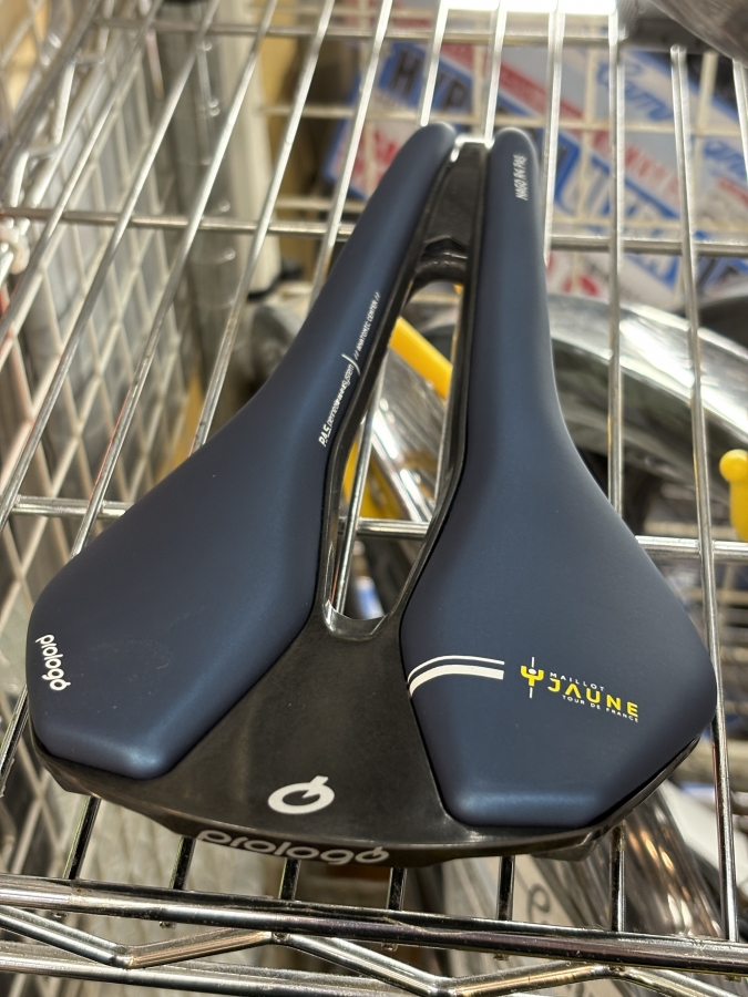 TDFモデル】今年も出ました！マイヨジョーヌのPrologoサドルです